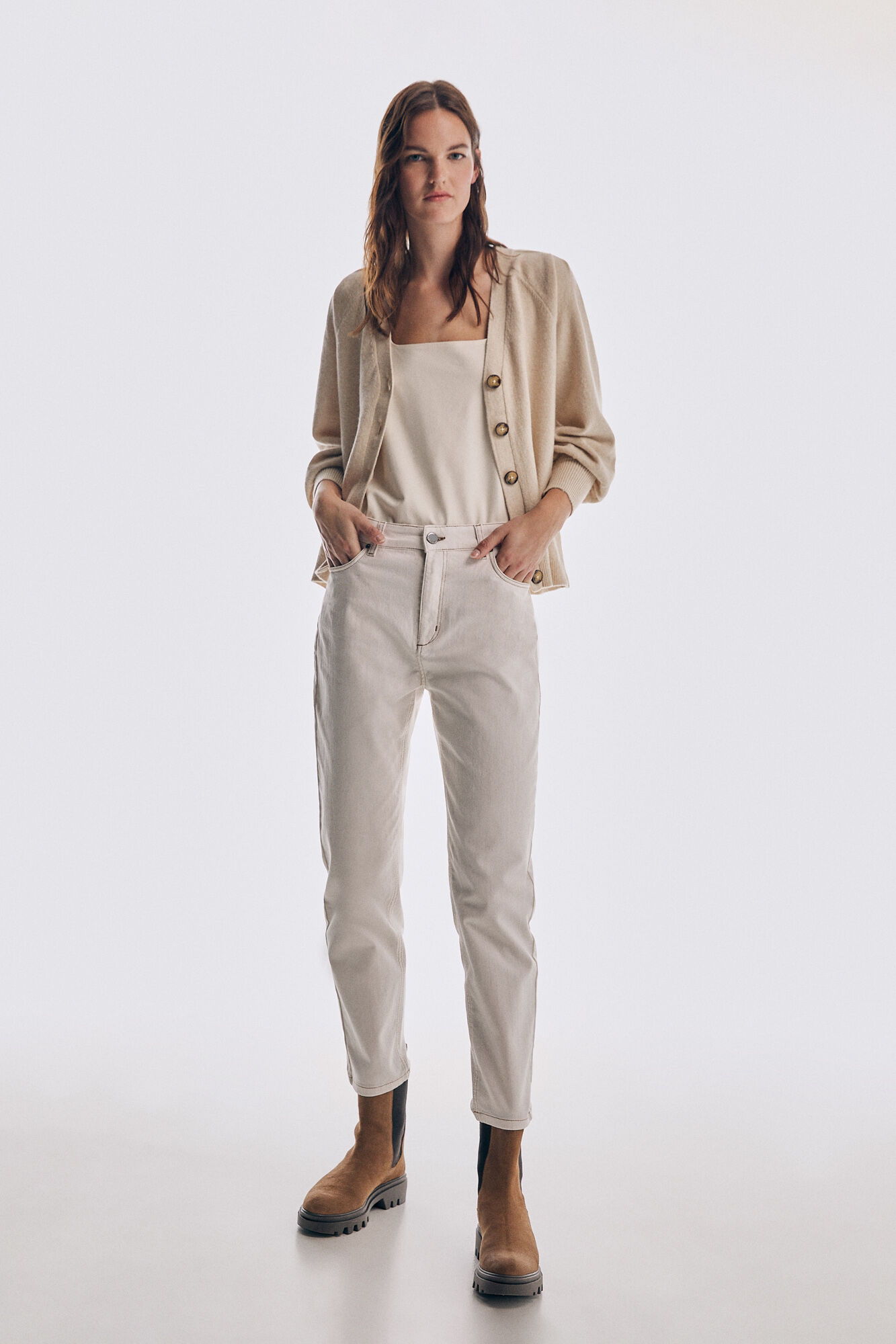 Pedro del Hierro Pantal&oacute;n vaquero mom fit Beige
