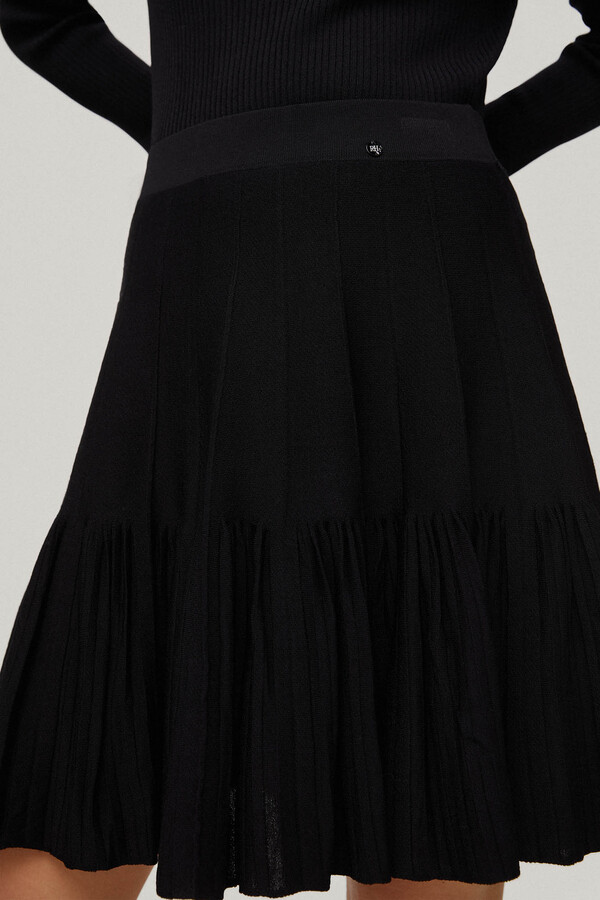 Pedro del Hierro Pleated miniskirt Black