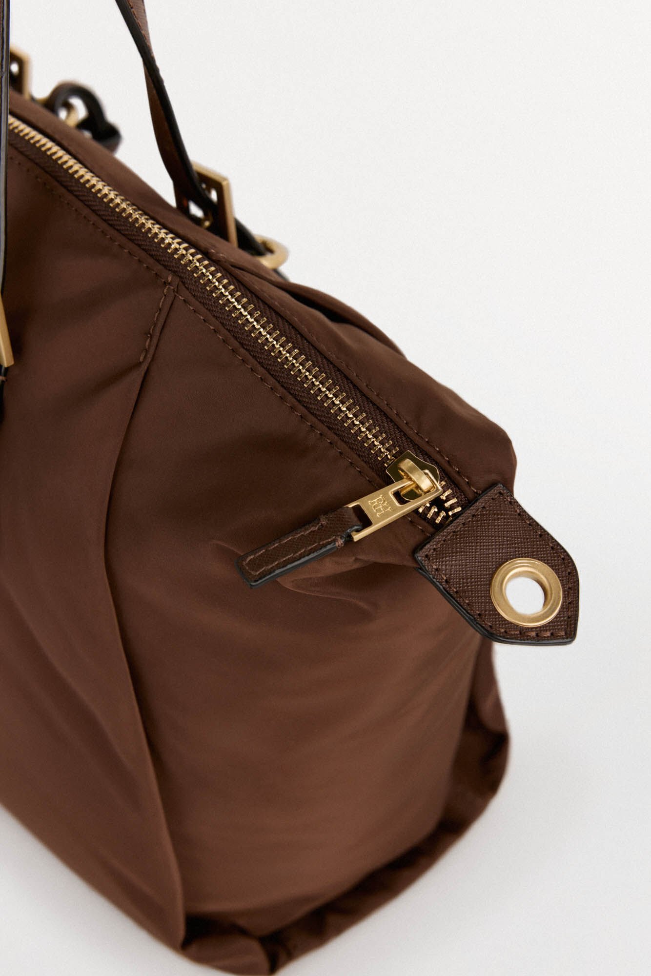 Pedro del Hierro Bolsa de compras de nylon com fivelas Marrom