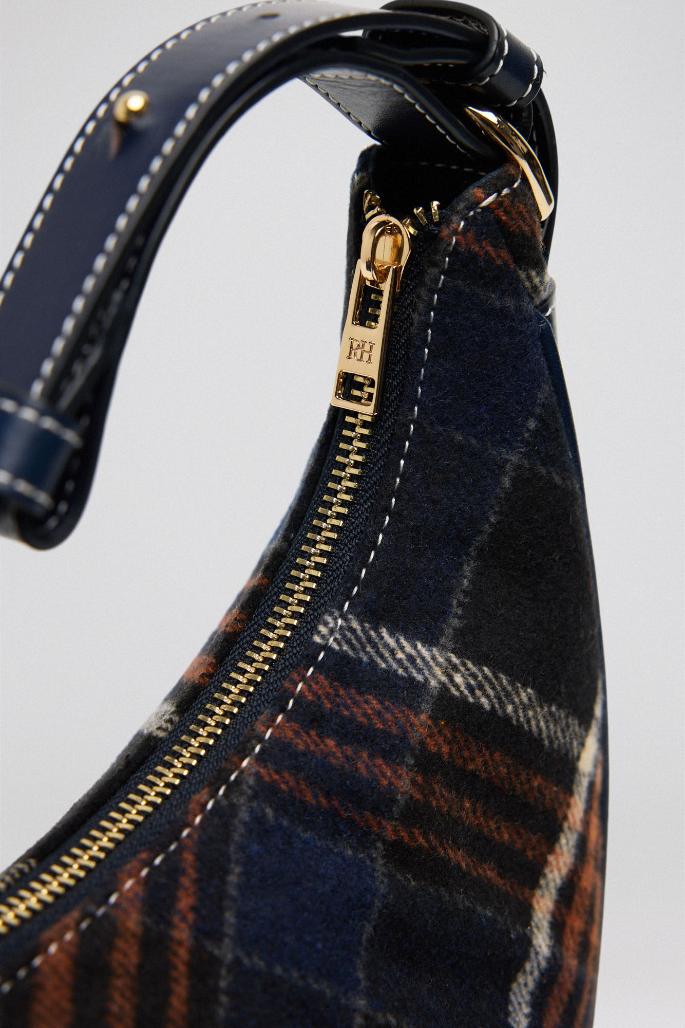 Pedro del Hierro Bolso hobbo cuadros Turquesa