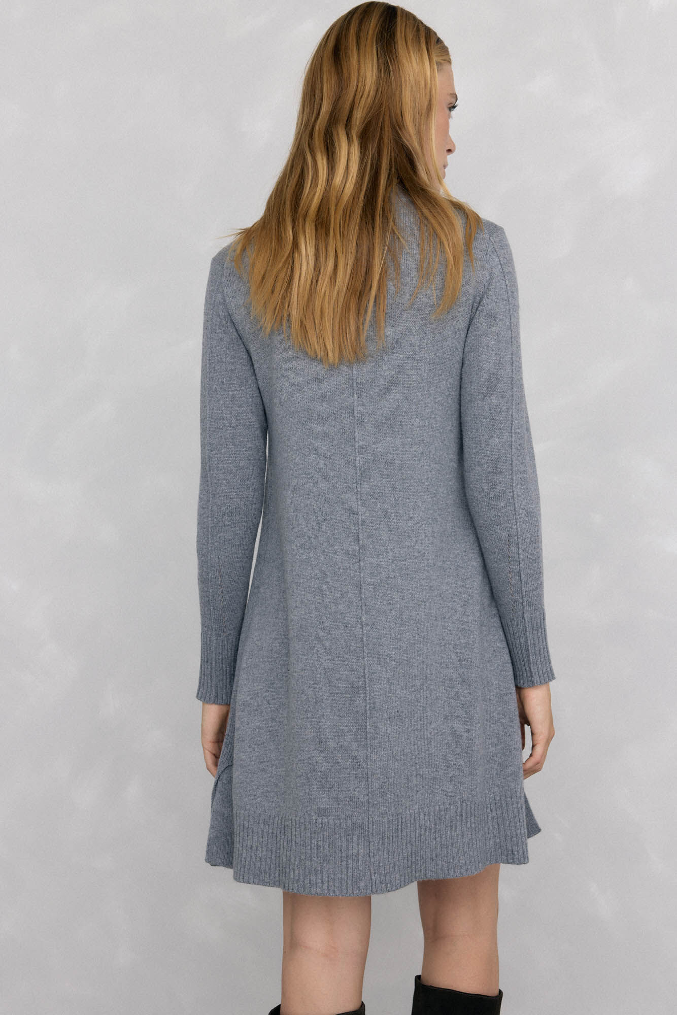 Pedro del Hierro Vestido de malha com costura central em l&atilde; Cizento