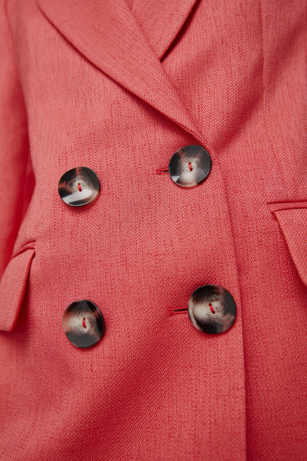 Pedro del Hierro Double-breasted blazer with contrast buttons. Coral