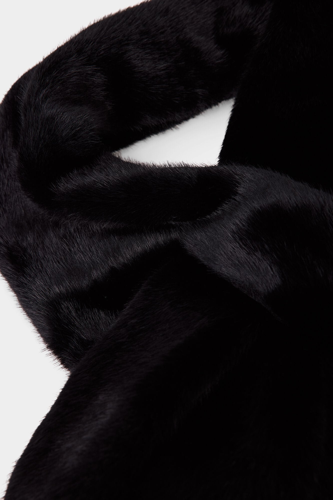 Pedro del Hierro Faux fur scarf Black