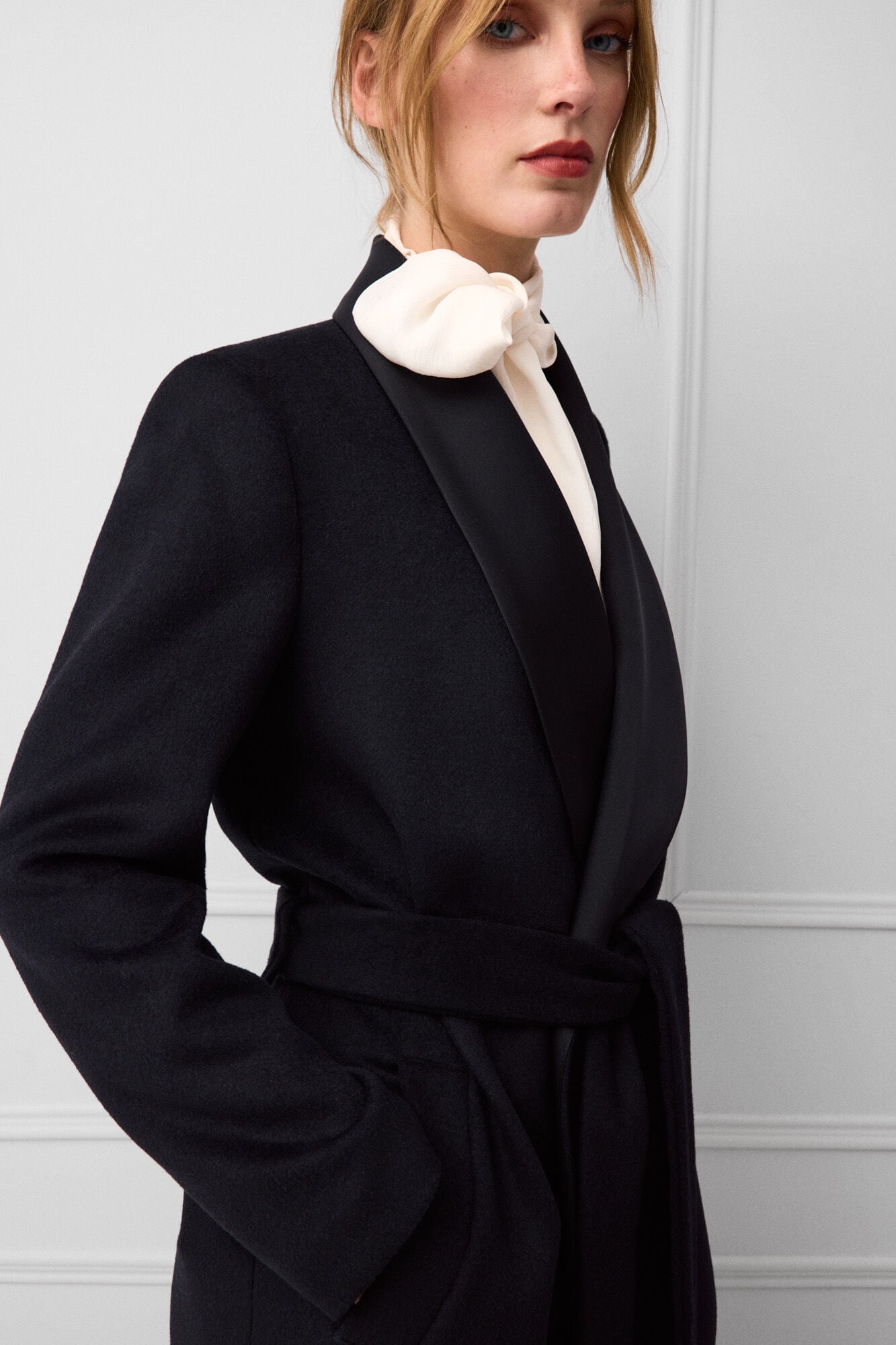 TFP by Tamara Falc&oacute; Double-breasted long coat Black