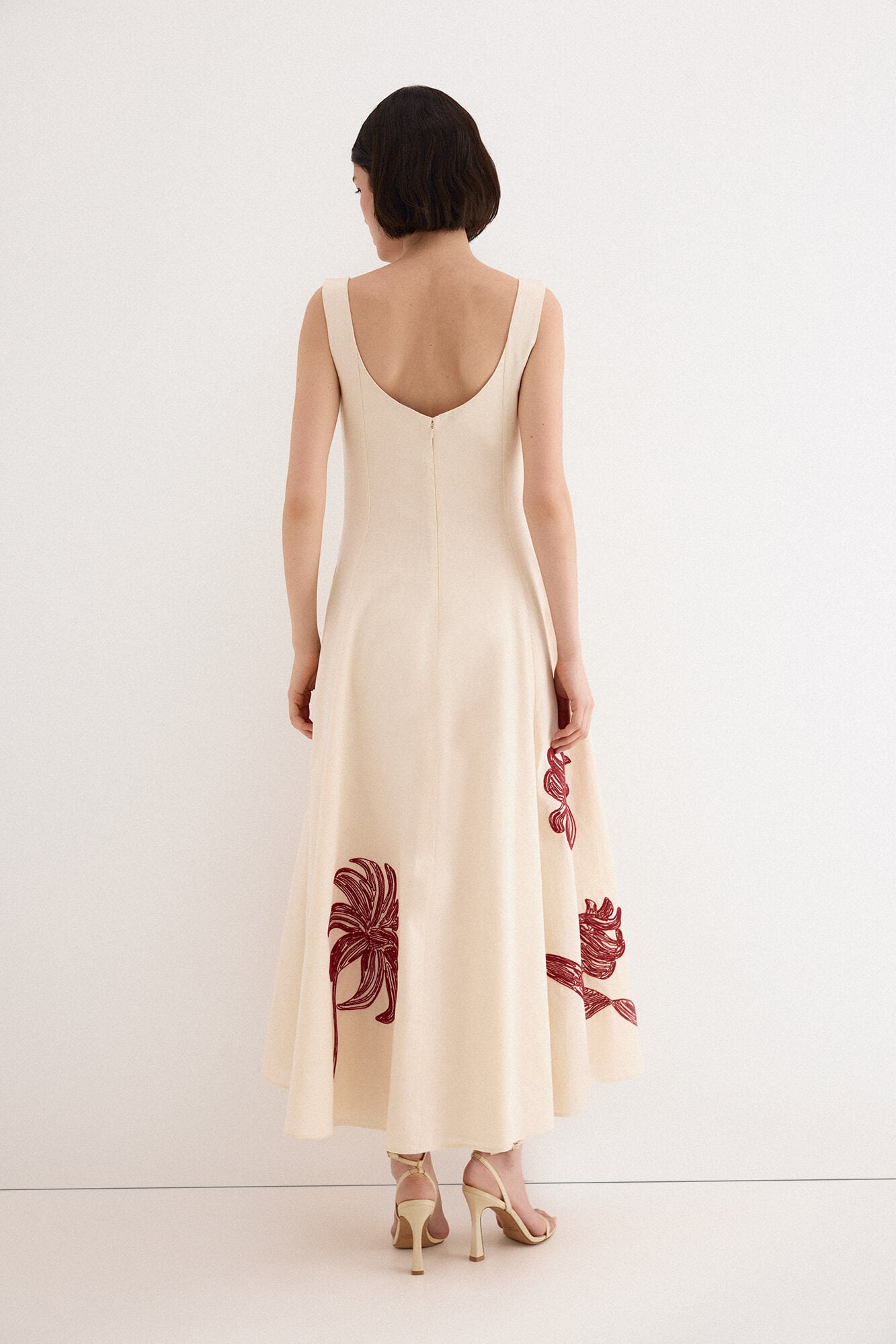 TFP by Tamara Falc&oacute; Floral embroidered dress Ecru