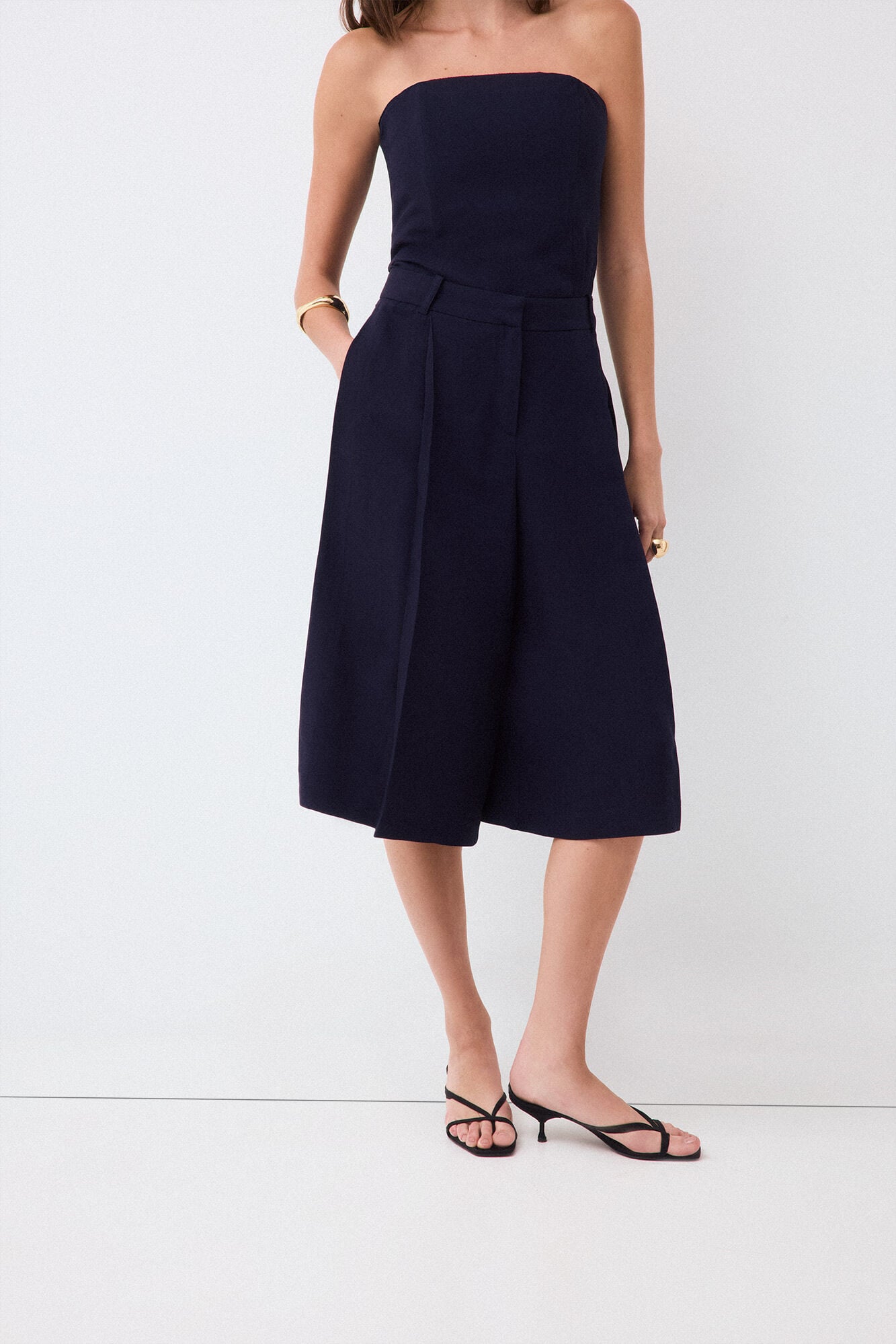 Pedro del Hierro Navy Bermuda shorts