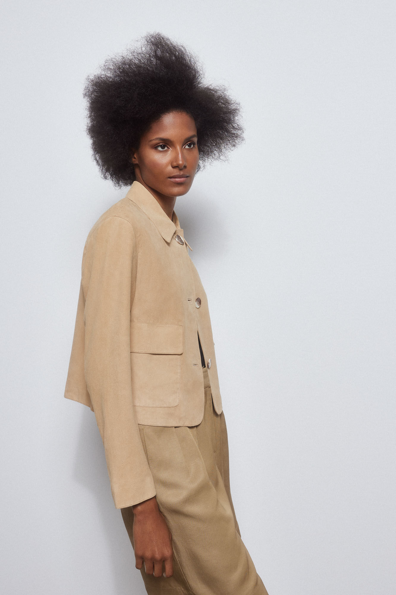 Pedro del Hierro Chaqueta corta botones Beige