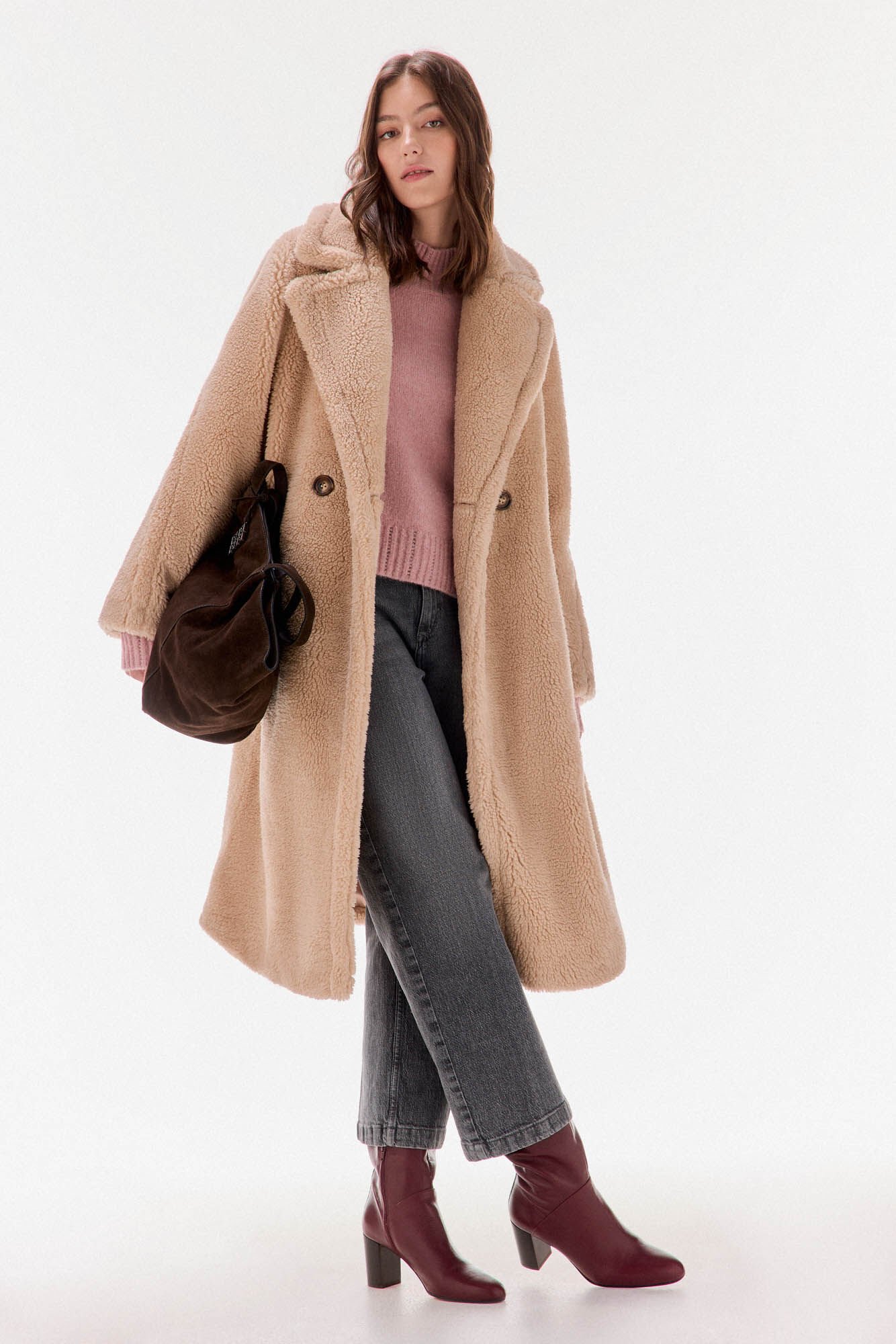 TFP by Tamara Falc&oacute; Teddy-effect coat