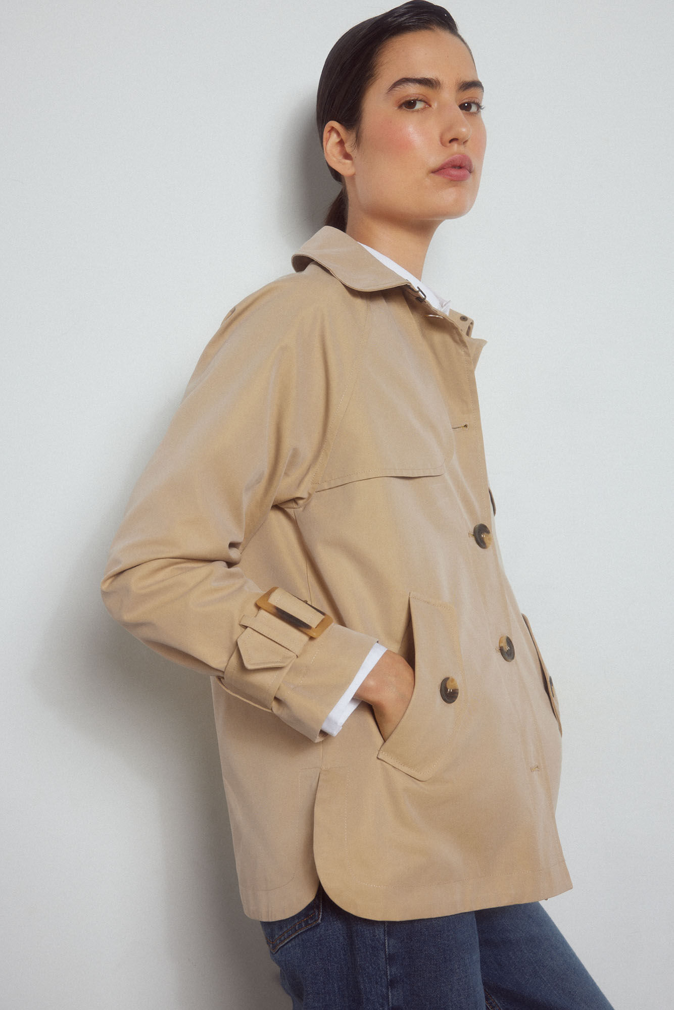 Pedro del Hierro Gabardina corta algod&oacute;n Beige