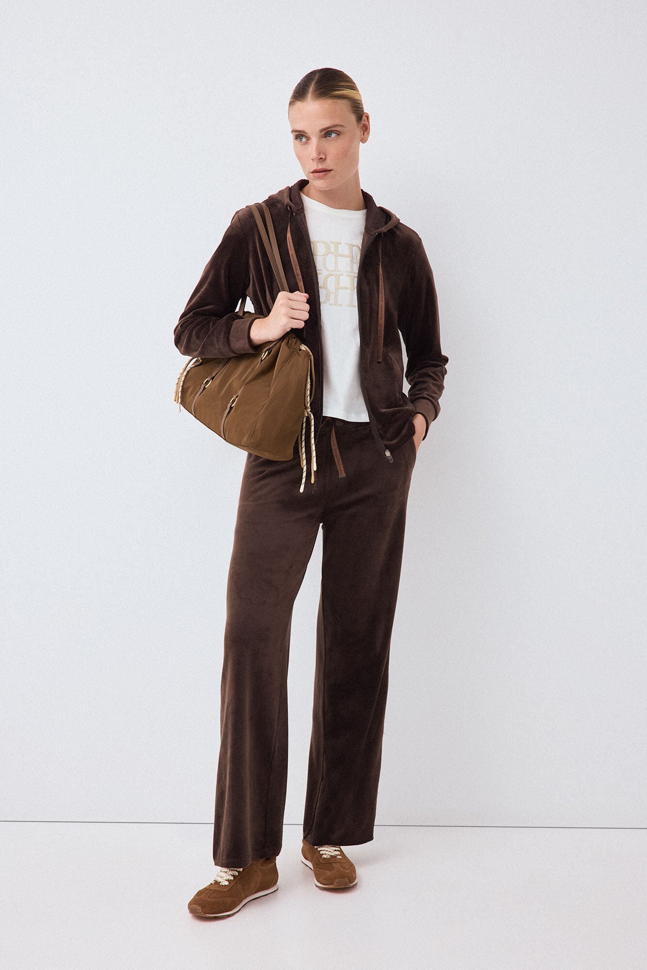 Pedro del Hierro Sudadera terciopelo capucha Marr&oacute;n