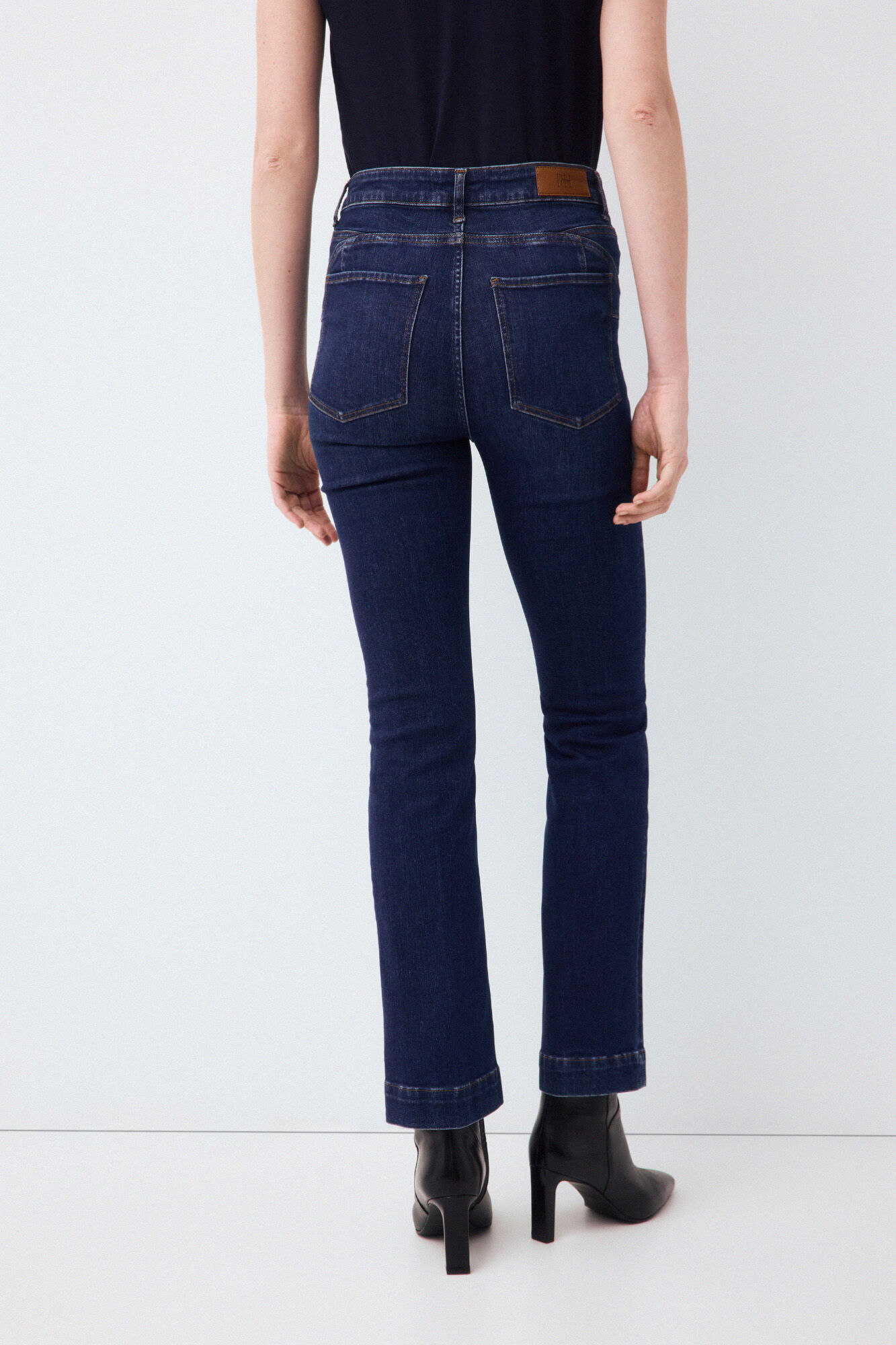 Pedro del Hierro Basic push up stove pipe jeans Blue