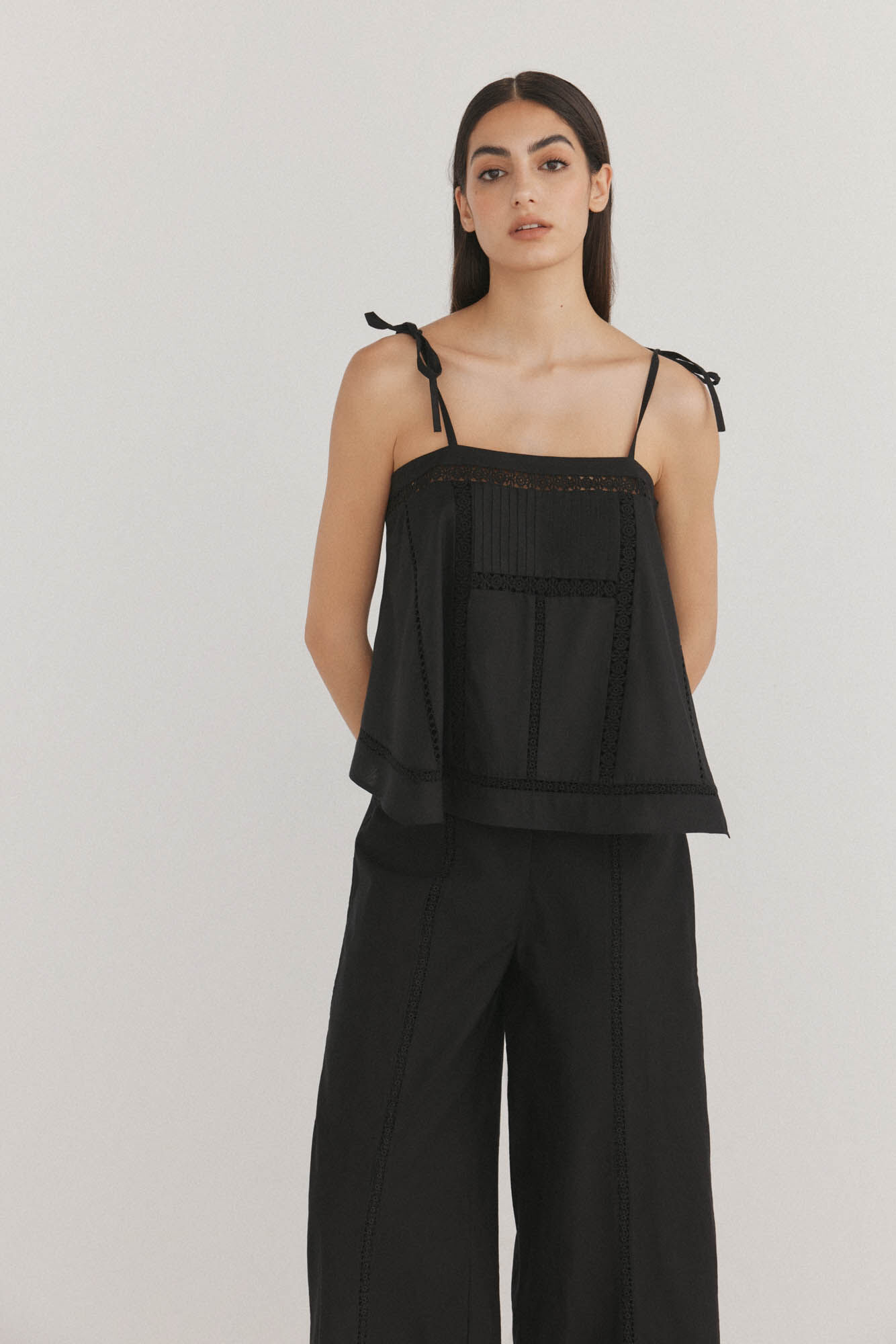 Pedro del Hierro straps top with peaks Black