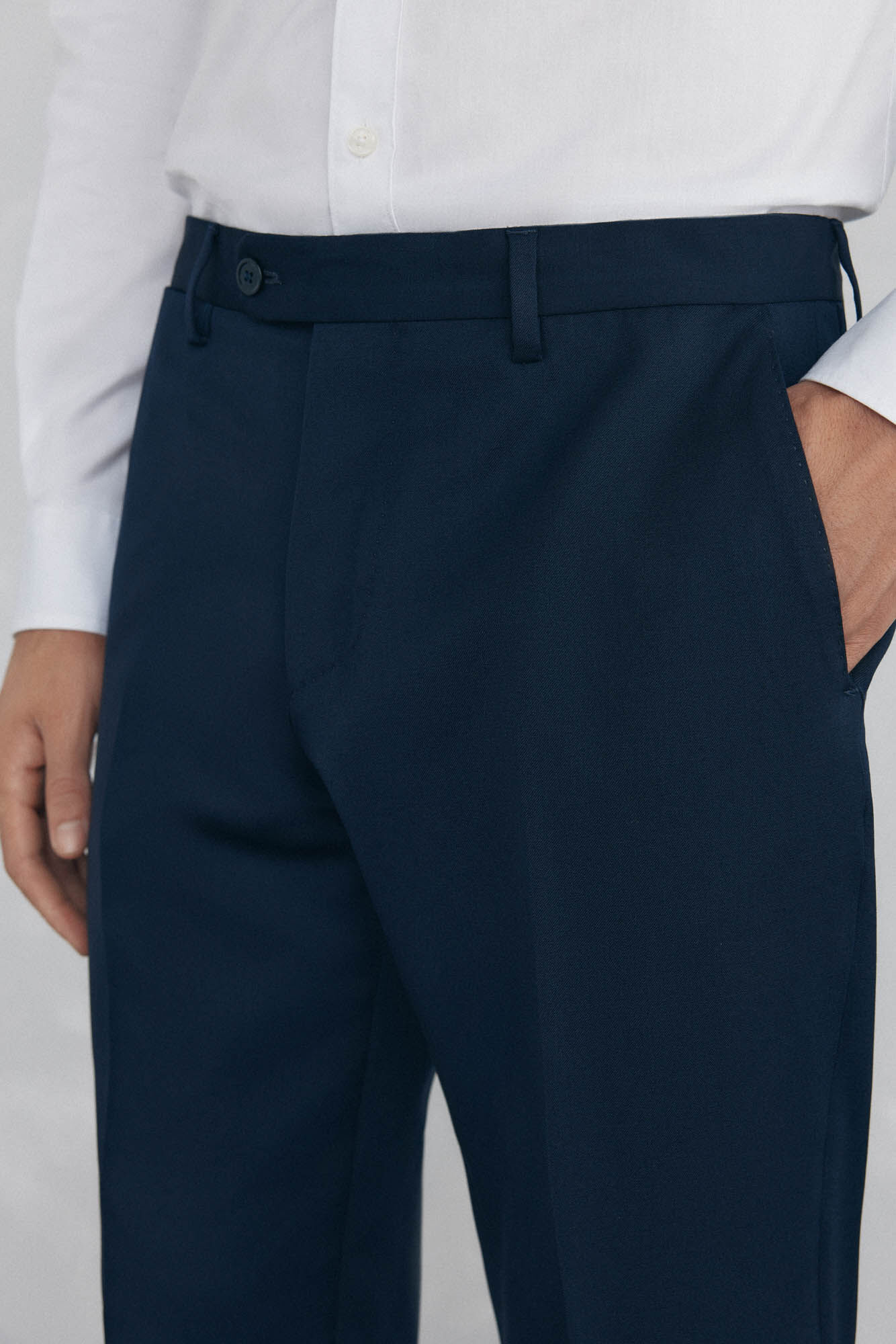 Pedro del Hierro Cal&ccedil;a estruturada azul slim fit bi-el&aacute;stica Azul