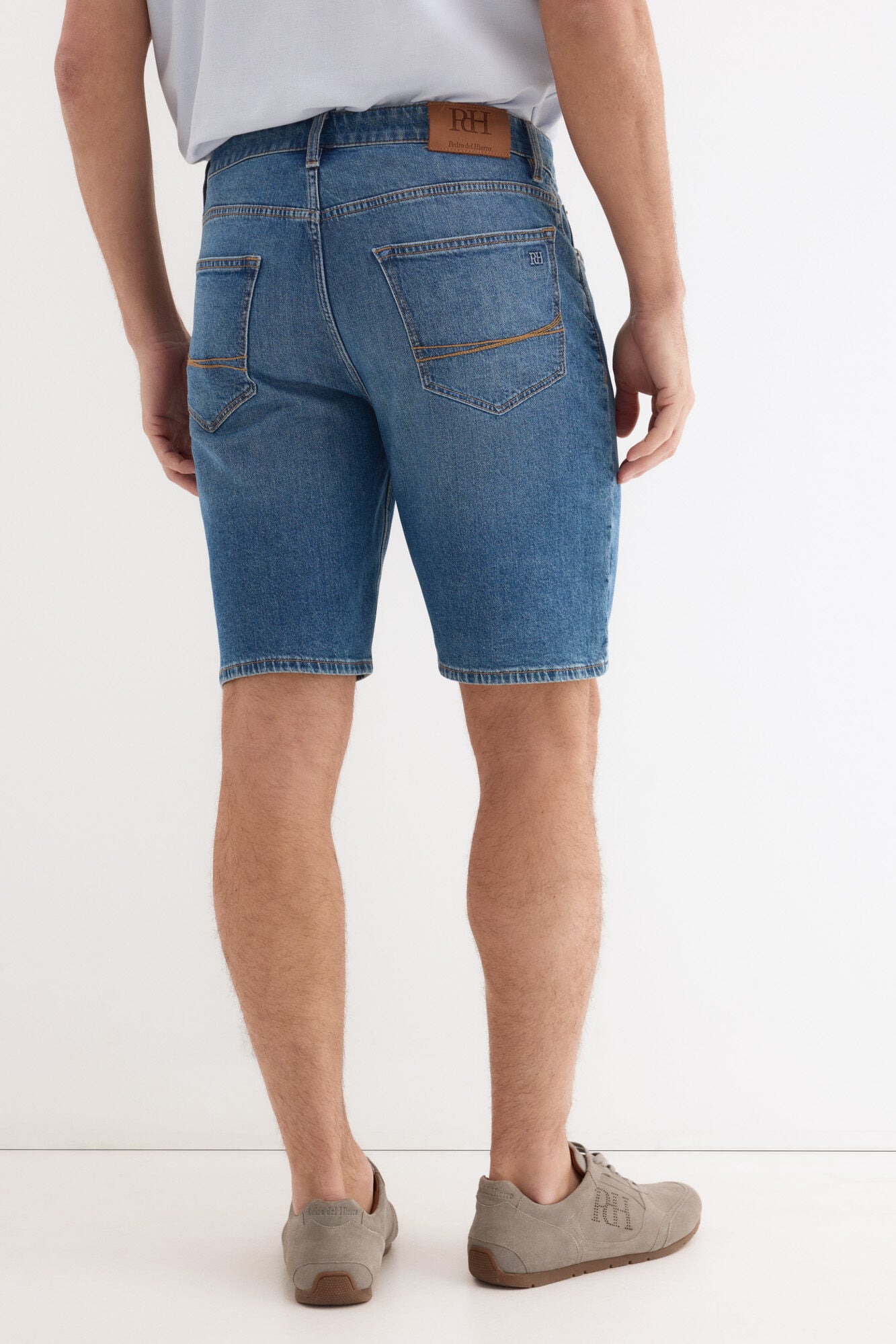 Pedro del Hierro Regular fit 5 pocket Bermuda shorts Blue