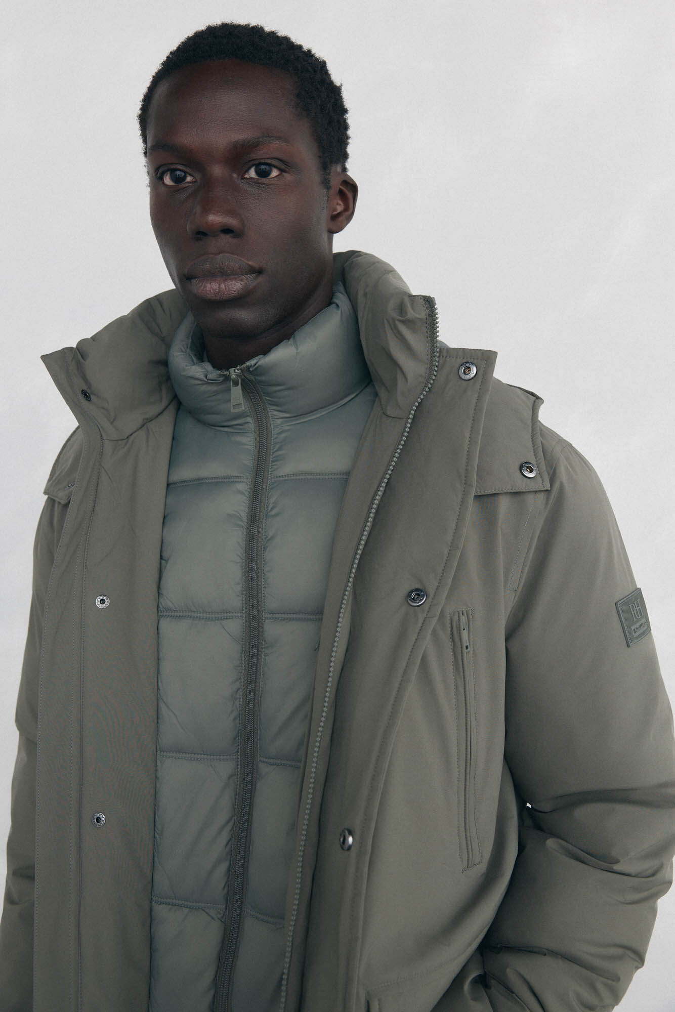 Pedro del Hierro Long parka with hood and views Green