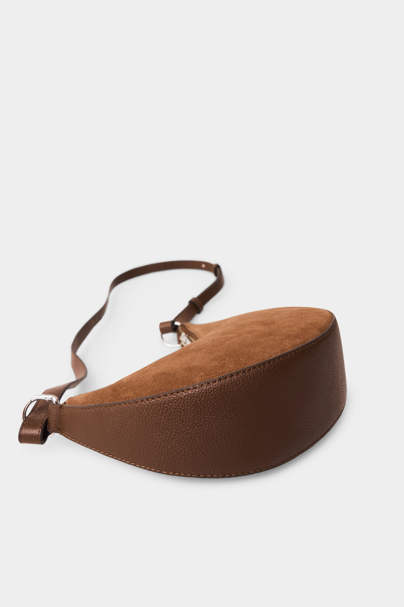 Pedro del Hierro Bolso multiposici&oacute;n ante Marr&oacute;n