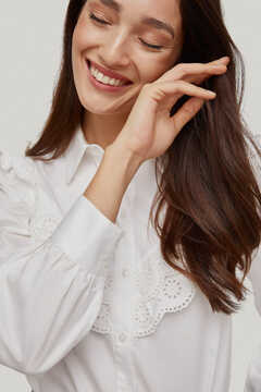Pedro del Hierro BCI shirt with embroidered ribbons Ecru