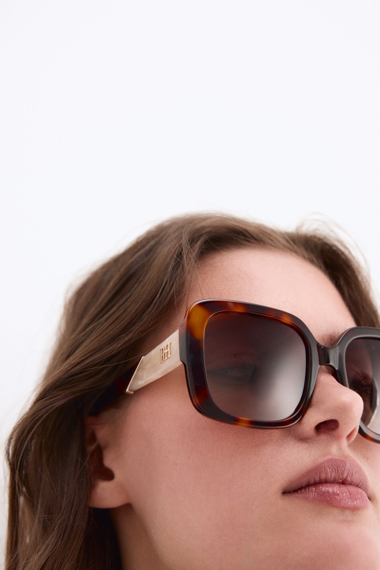 Pedro del Hierro &Oacute;culos maxi carey Marrom