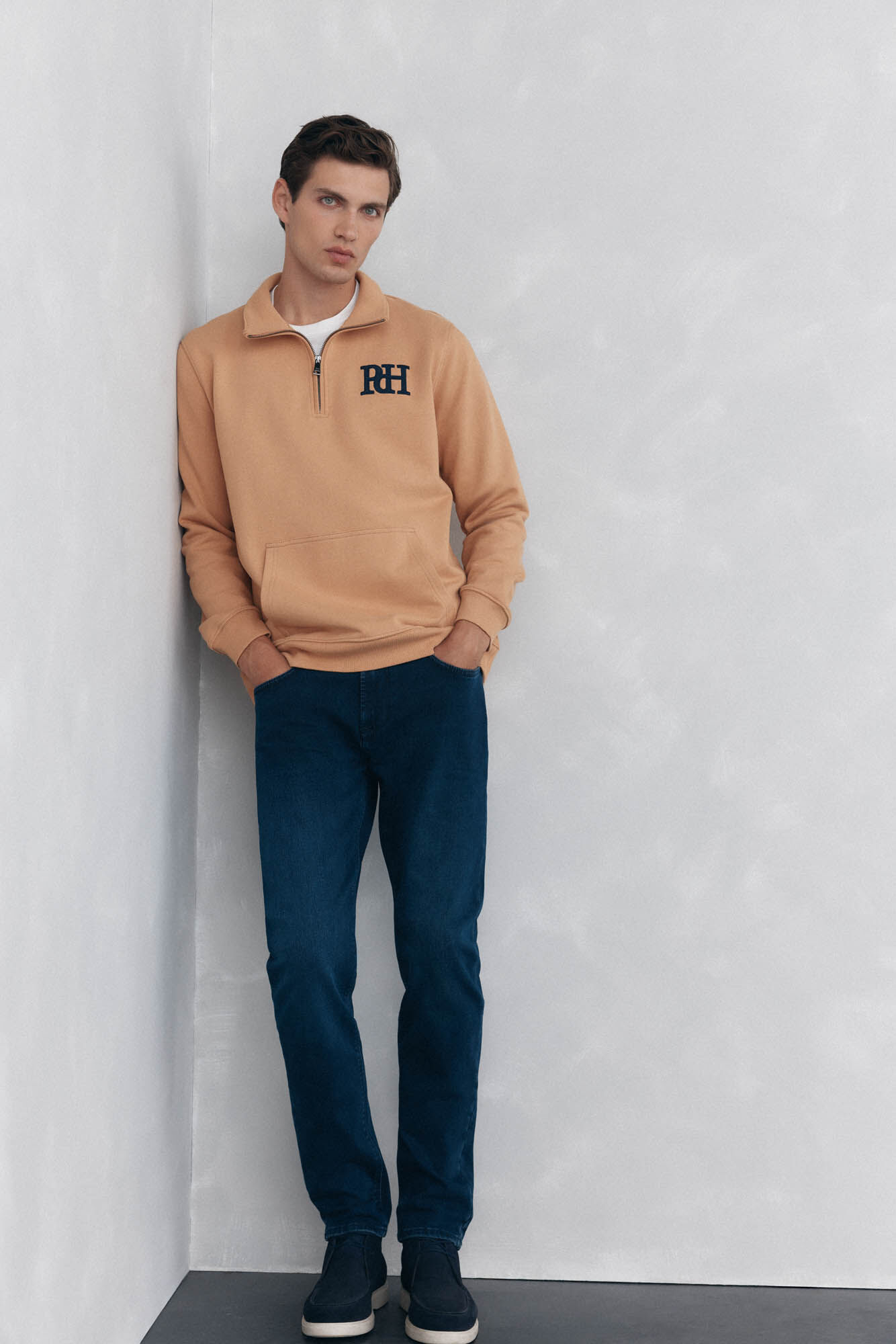 Pedro del Hierro Vespa neck sweatshirt Brown