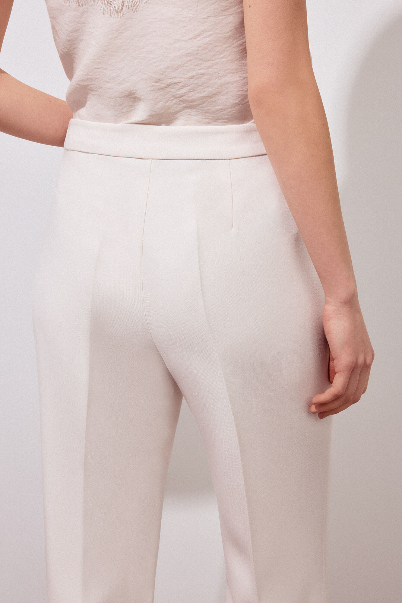 Pedro del Hierro Cal&ccedil;a de alfaiataria flare Ecru