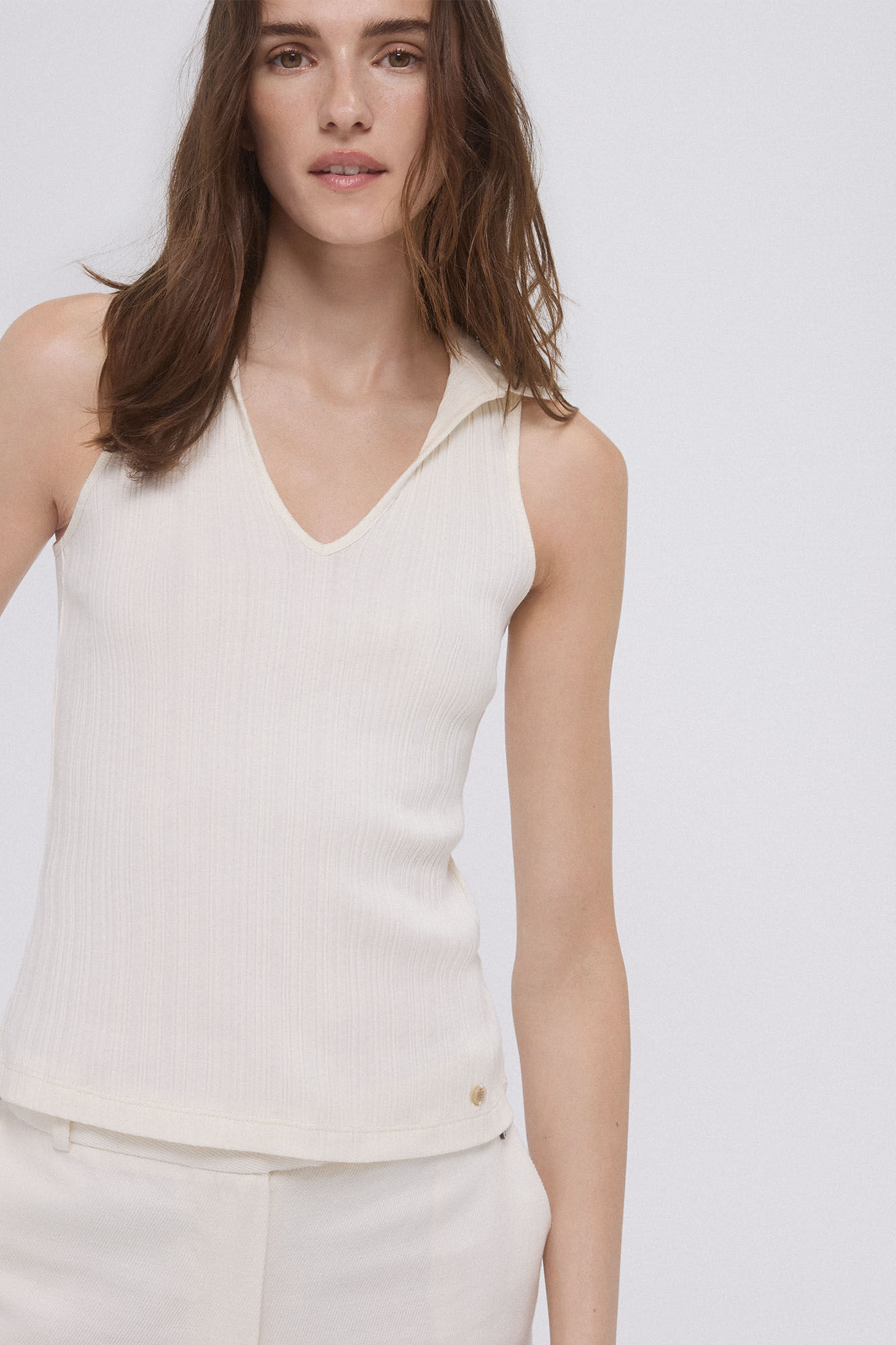 Pedro del Hierro Sleeveless polo shirt Beige