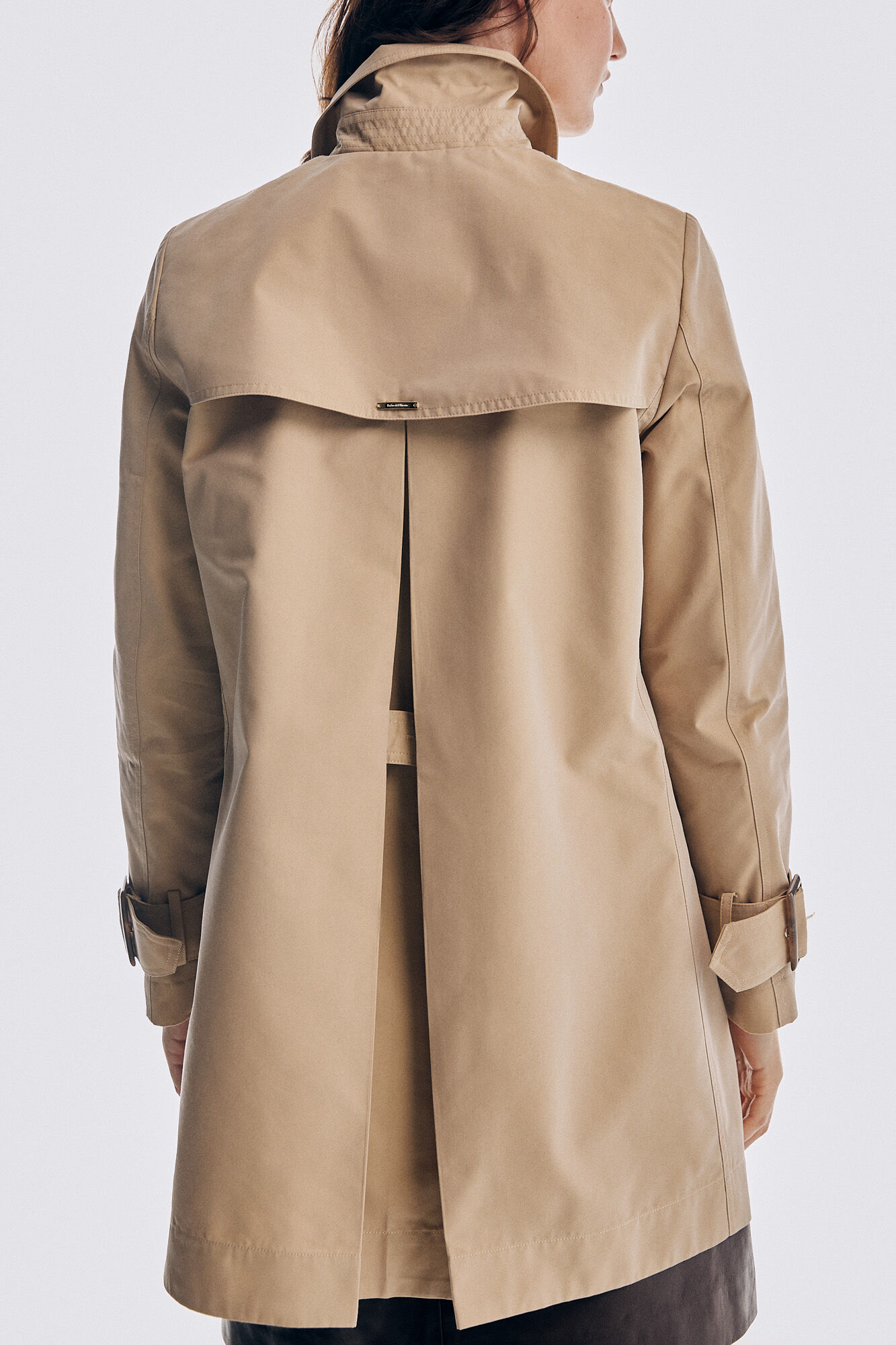 Pedro del Hierro Gabardina corta Beige