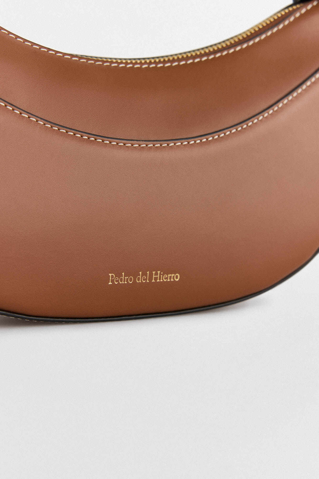 Pedro del Hierro Oval leather crossbody bag Brown