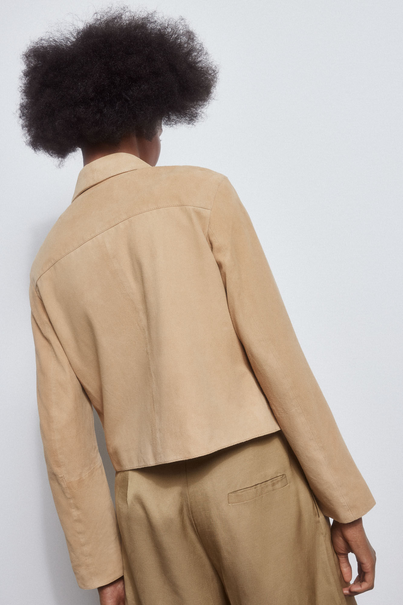 Pedro del Hierro Chaqueta corta botones Beige