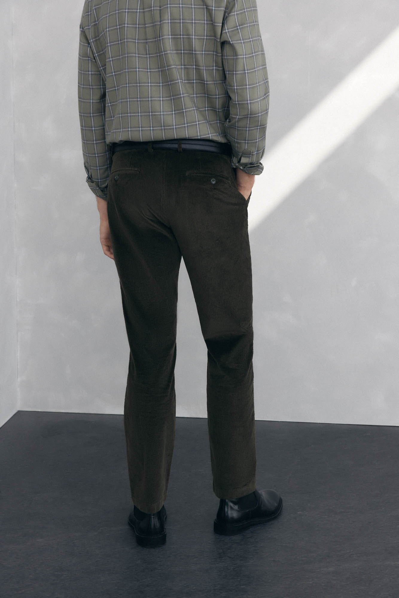 Pedro del Hierro Cal&ccedil;a Chino de veludo grossa de regular fit Verde