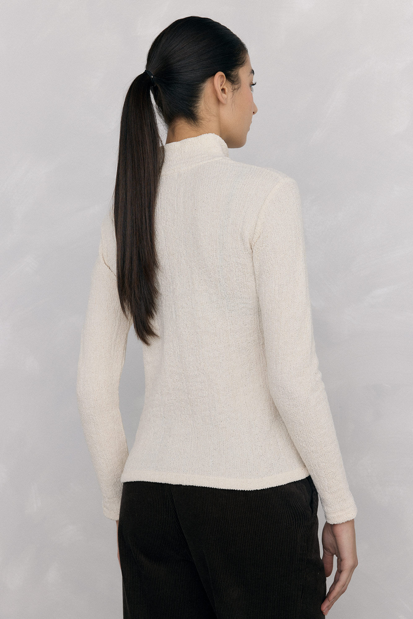 Pedro del Hierro T-shirt de gola alta amassada Ecru