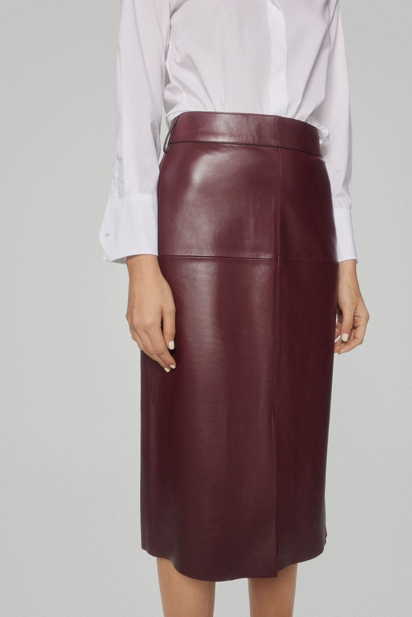 Pedro del Hierro Falda recta de napa Burdeos