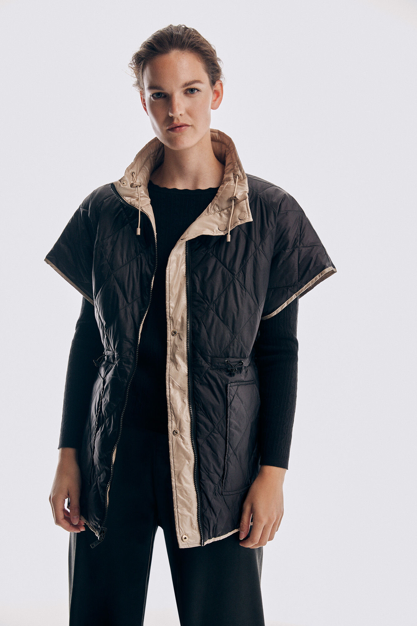 Pedro del Hierro Reversible technical poncho Ecru