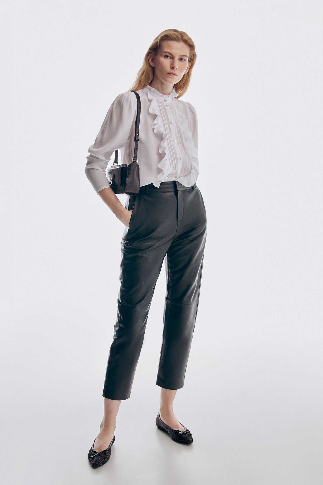 Pedro del Hierro Pantal&oacute;n largo napa Negro
