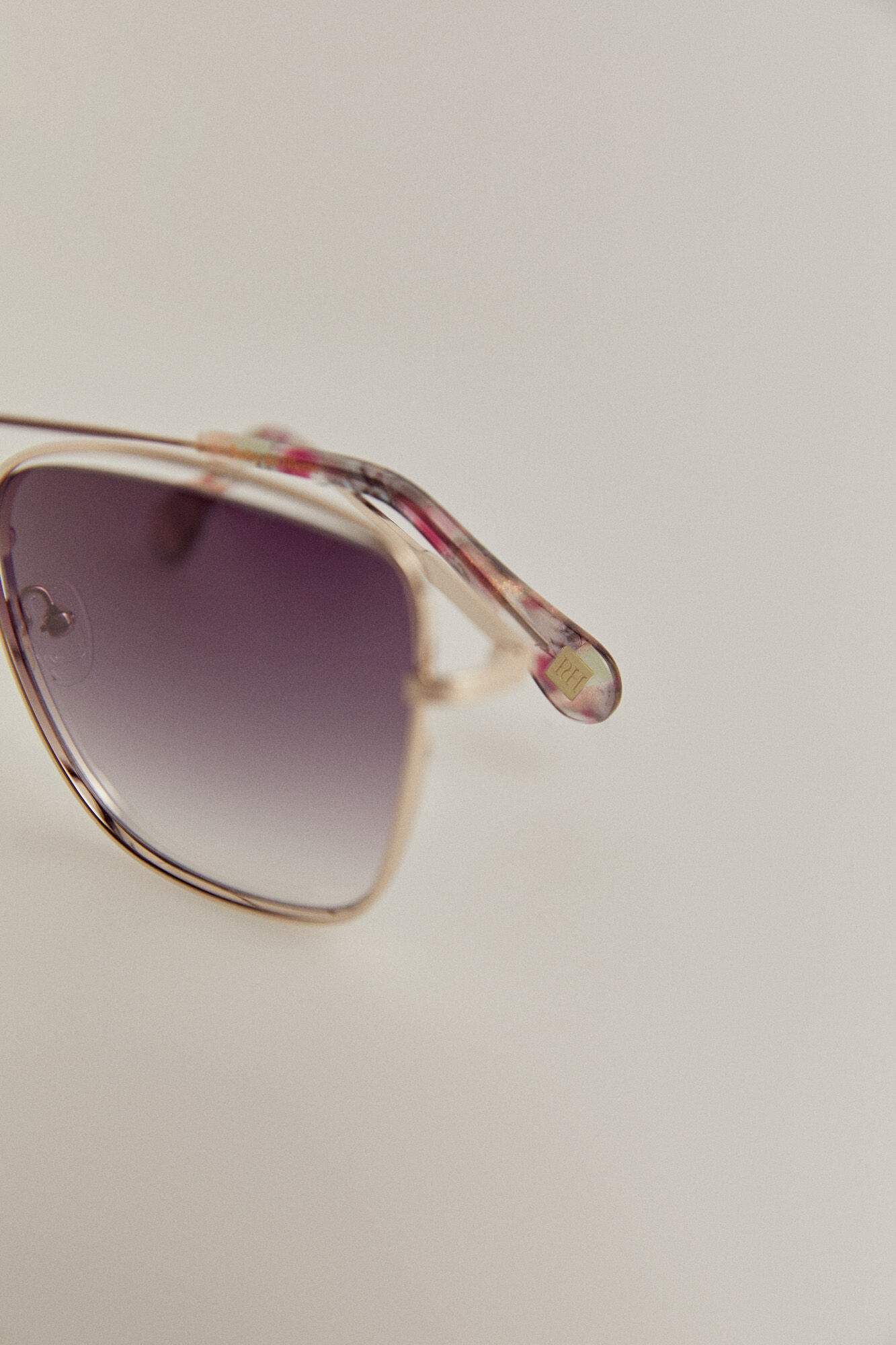 Pedro del Hierro Gold temple maxi sunglasses Yellow