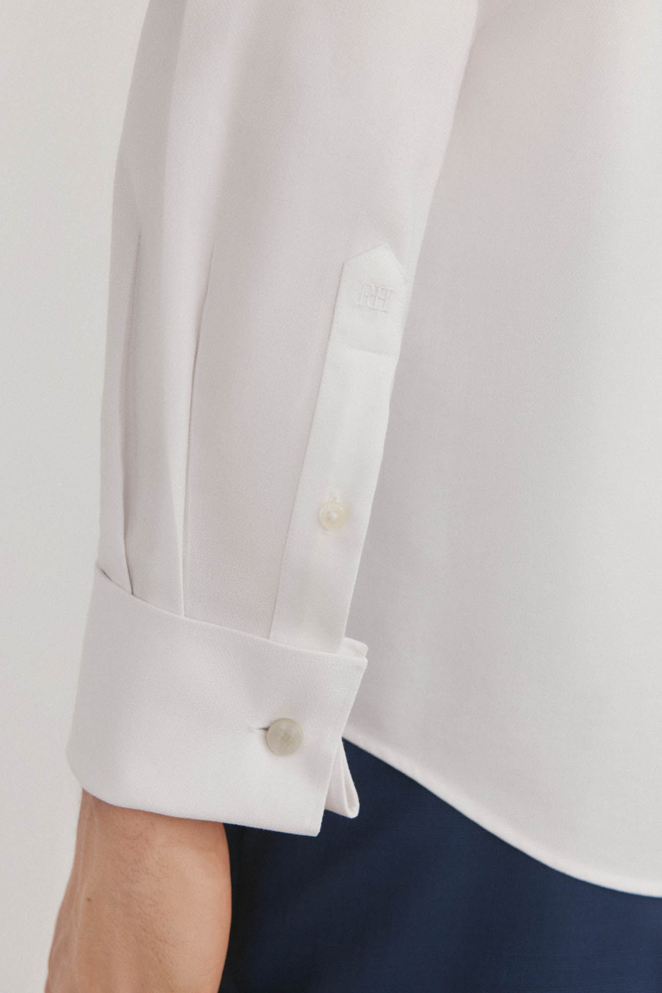 Pedro del Hierro Plain non-iron + stain-resistant cufflinks shirt