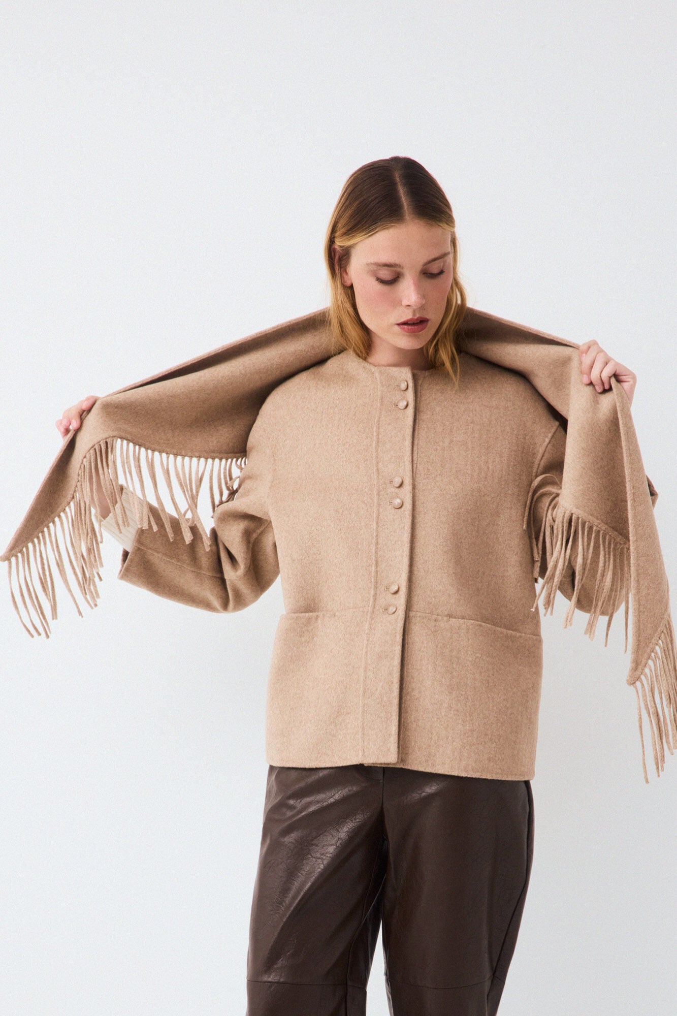 Pedro del Hierro Double-faced short coat Beige