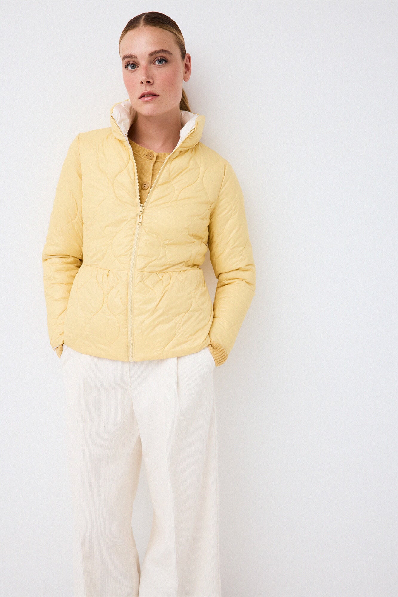 Pedro del Hierro Reversible ultralight short Yellow
