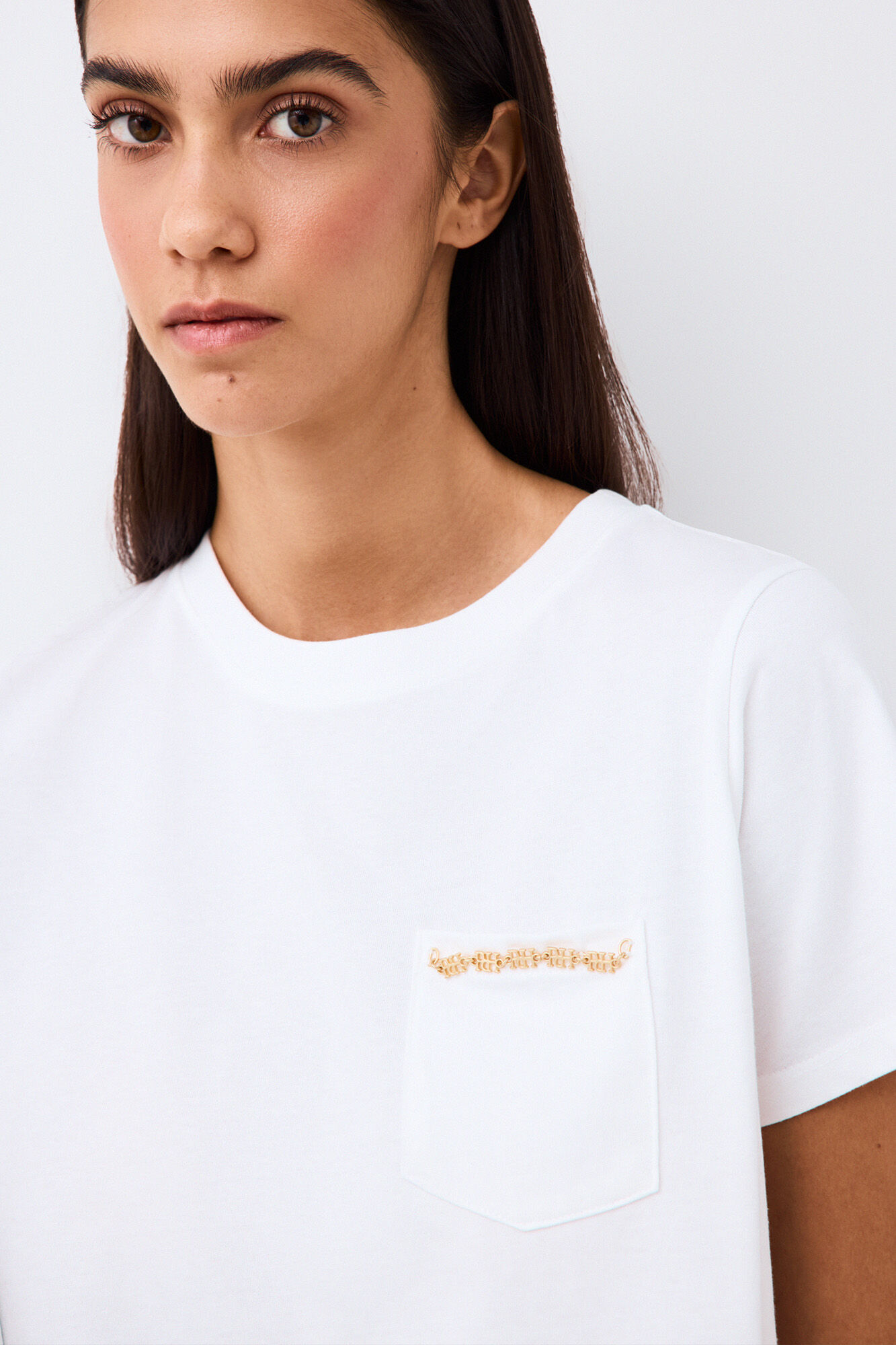 Pedro del Hierro Short sleeve T-shirt with pocket and chain detail