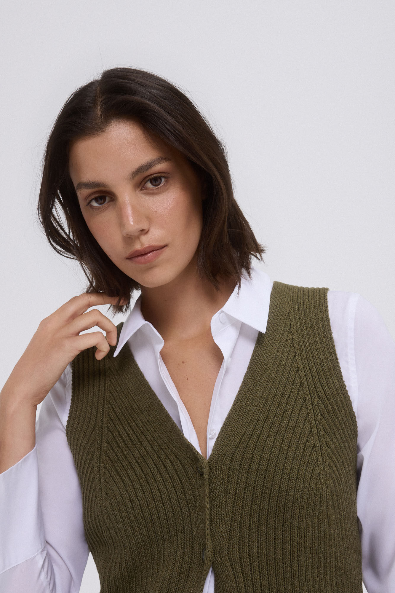 Pedro del Hierro Chaleco de punto pico botones Verde