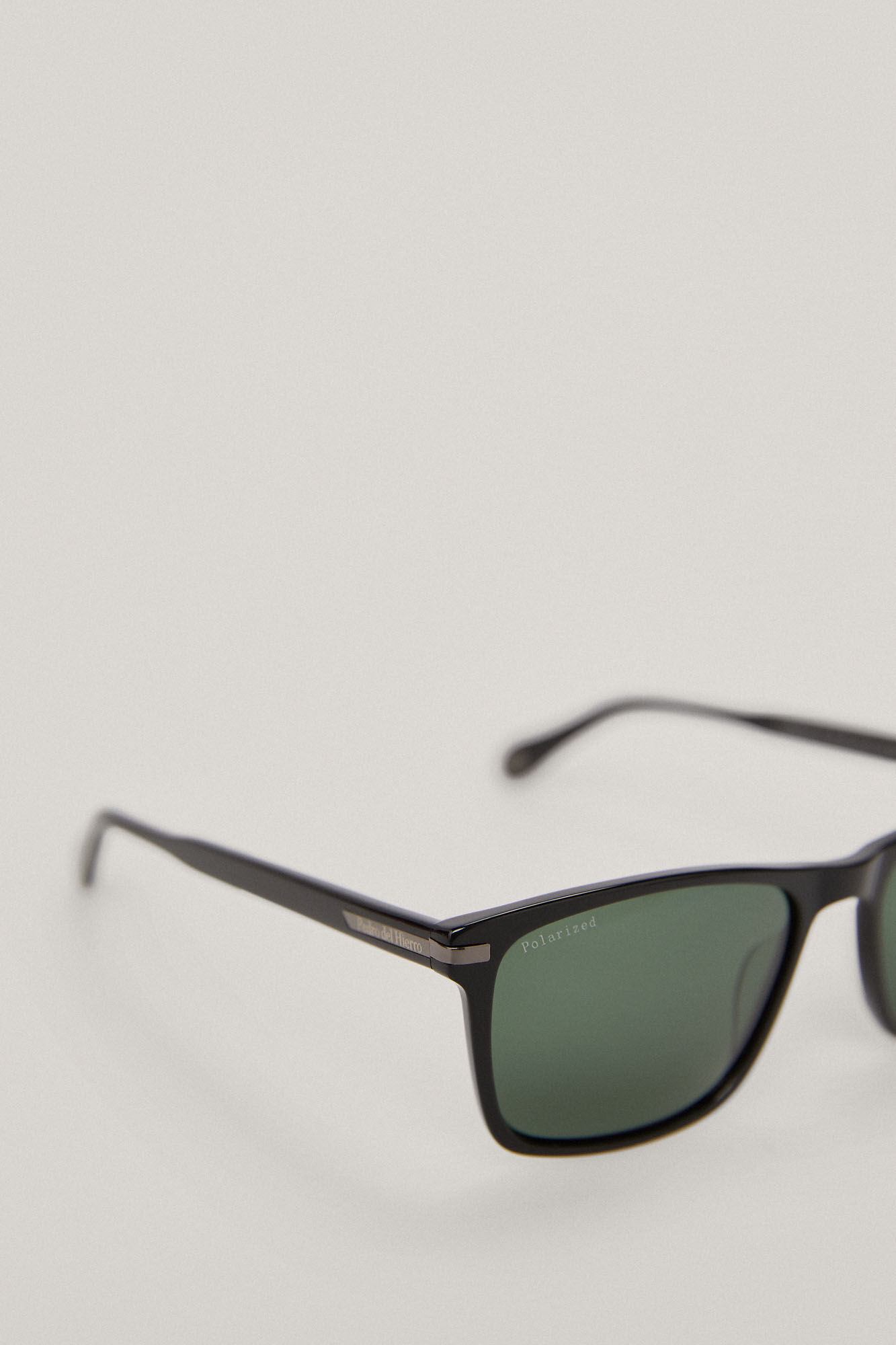 Pedro del Hierro Gafas sol hombre rectangular Negro