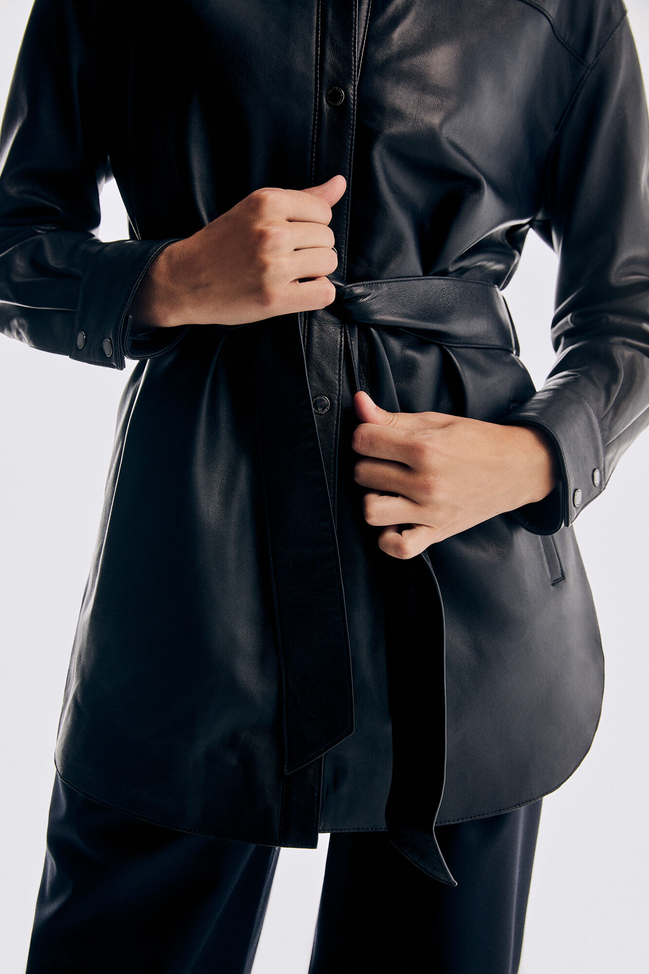 Pedro del Hierro Sobrecamisa napa cintur&oacute;n Azul