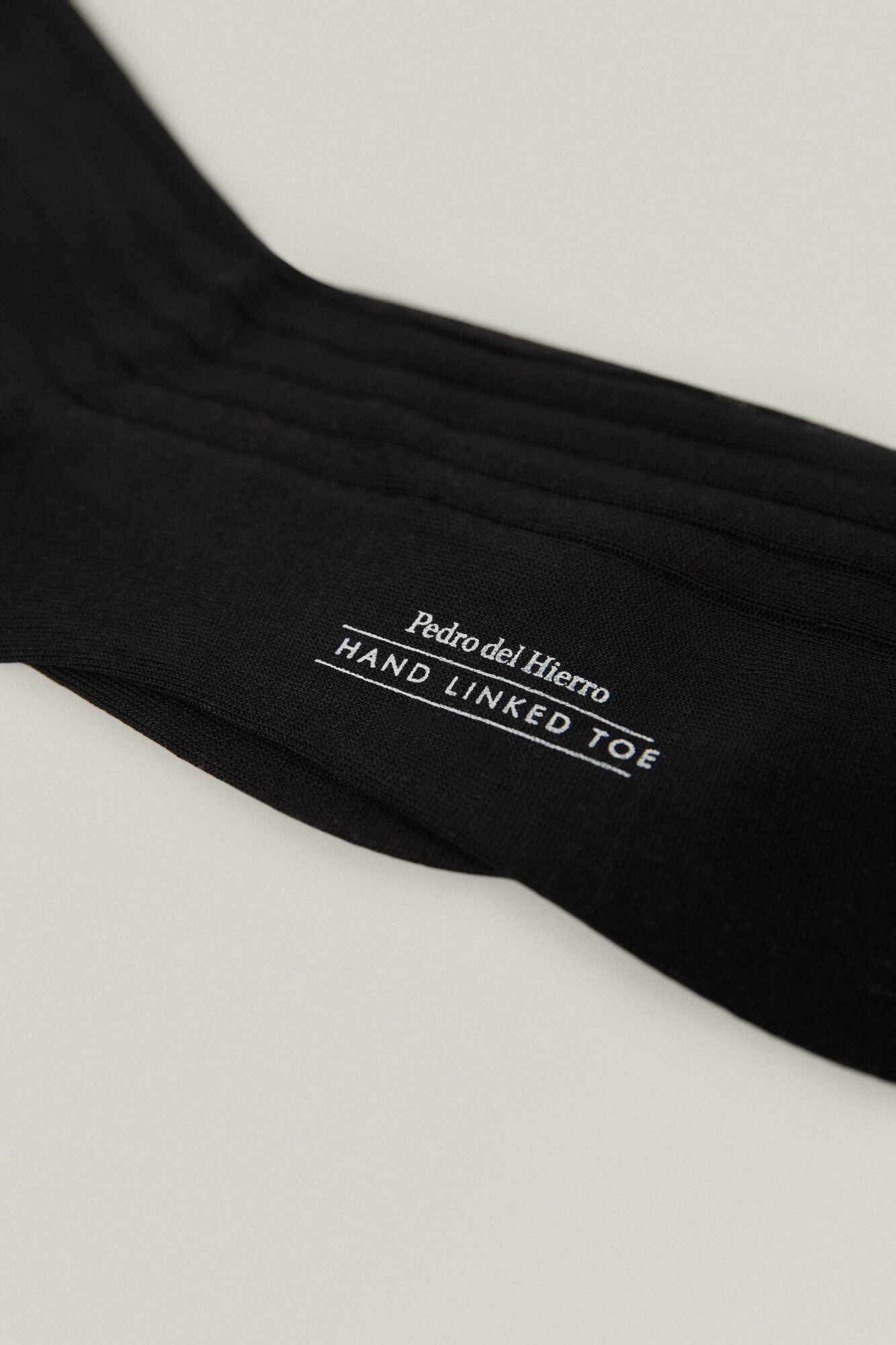 Pedro del Hierro Plain ribbed socks Black