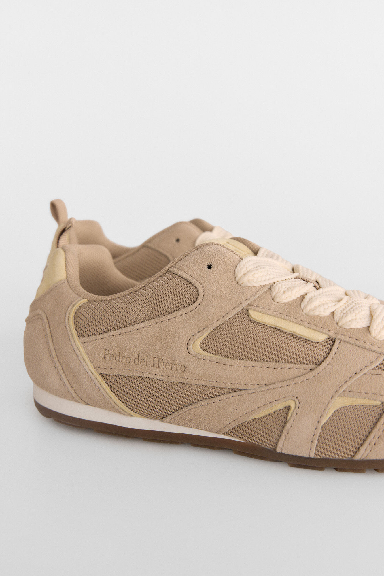 Pedro del Hierro Two-tone sneaker Beige