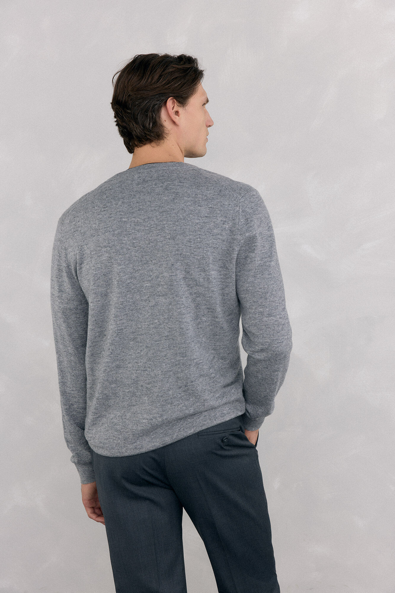 Pedro del Hierro Jersey cuello pico lana merino y cashmere Gris
