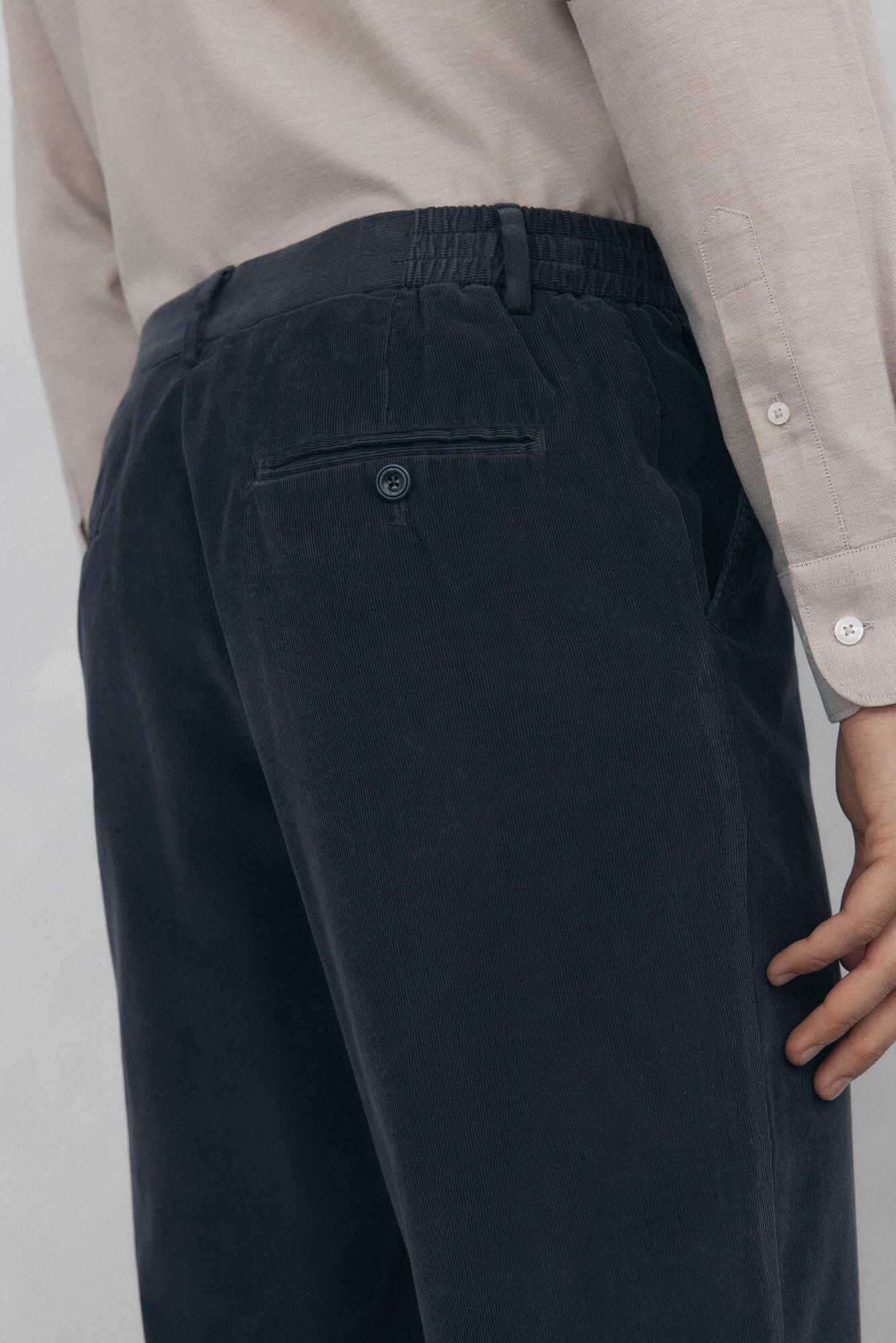 Pedro del Hierro Pantal&oacute;n chino pana ligera regular fit Gris