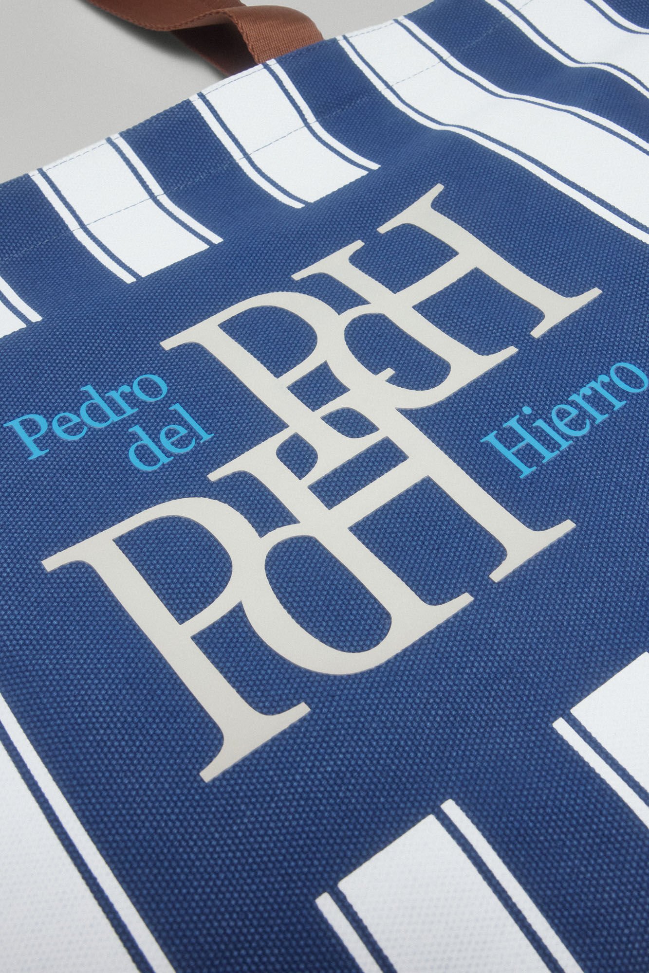 Pedro del Hierro Bolsa tela playa Azul