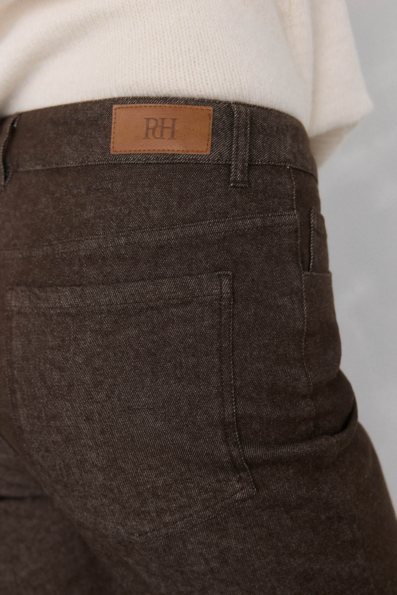 Pedro del Hierro Cal&ccedil;a jeans b&aacute;sica estilo tubo de fog&atilde;o Marrom