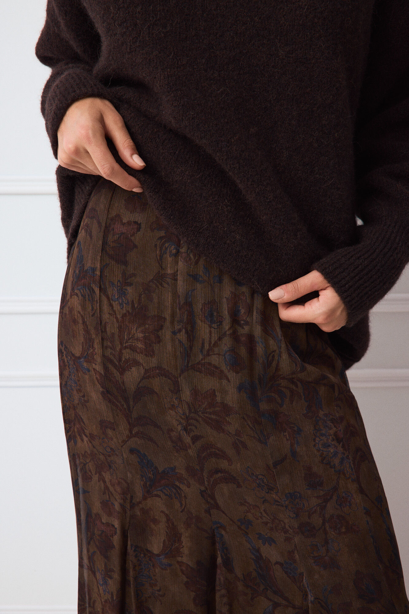 TFP by Tamara Falc&oacute; Fluid midi skirt Brown