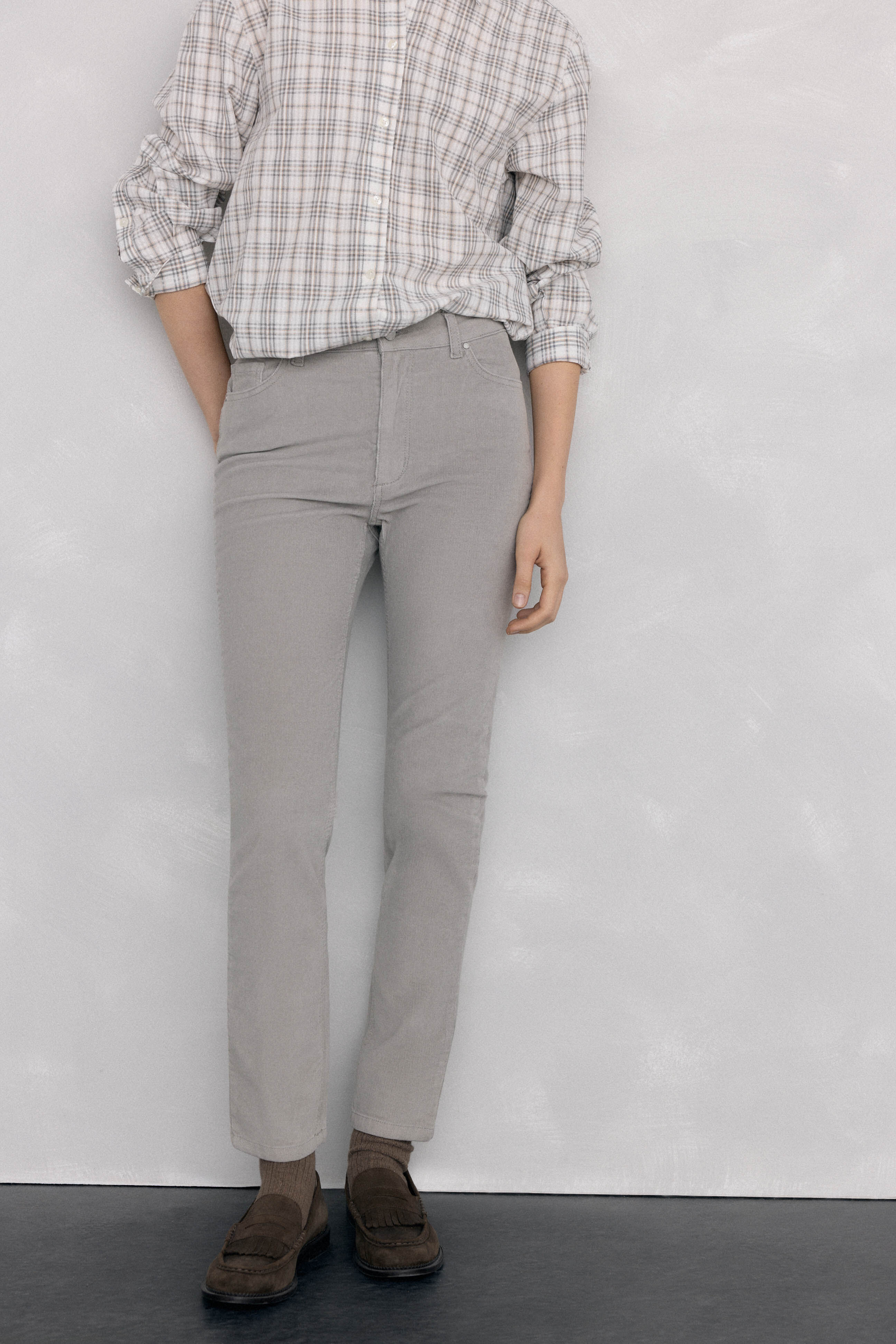 Pedro del Hierro Cal&ccedil;as push-up de veludo Cizento