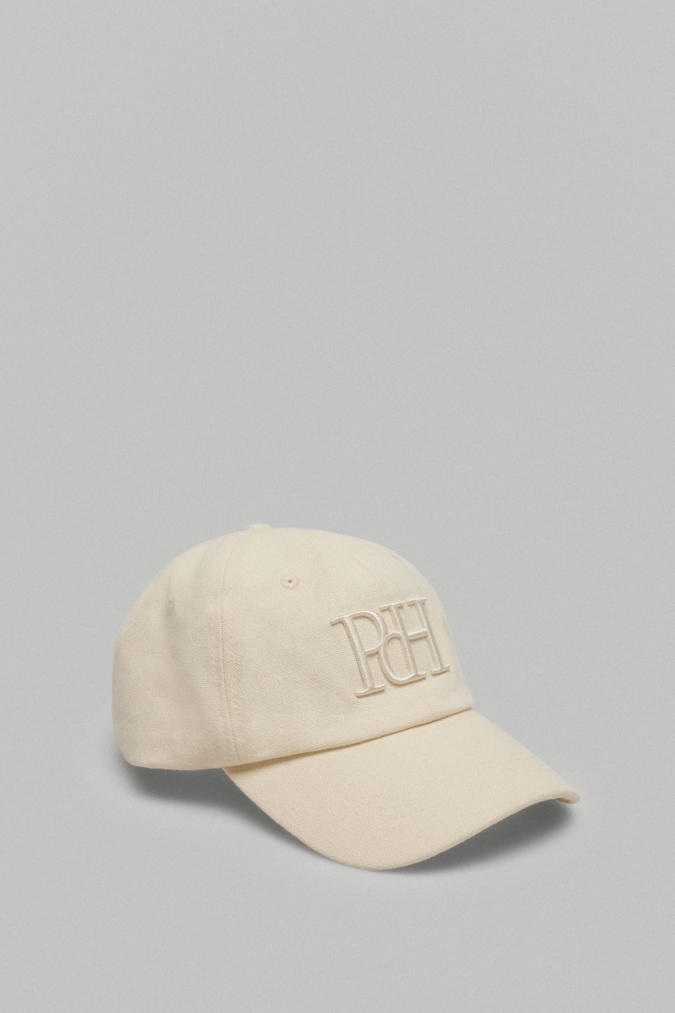 Pedro del Hierro Gorra logo Marr&oacute;n